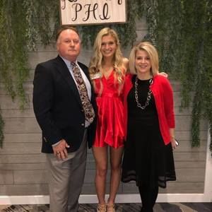 Meet your Posher, Connie